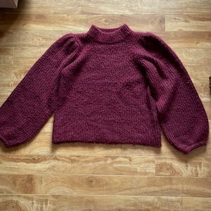 Vero Moda sweater size US XL is more of a burgundy colour!
